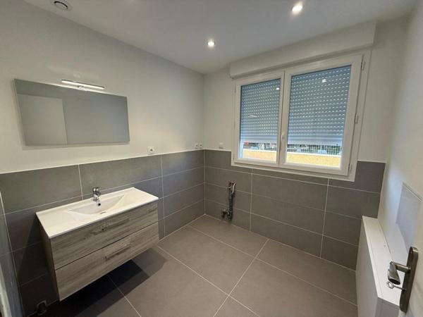 Saint Priest (69800), Maison 6 pièces de 170m² avec dépendance. Idéal Artisan!