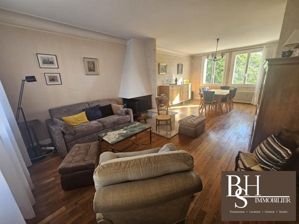 Poitiers Bel Air, Maison 125 m² avec 3 chambres, garage et jardin.