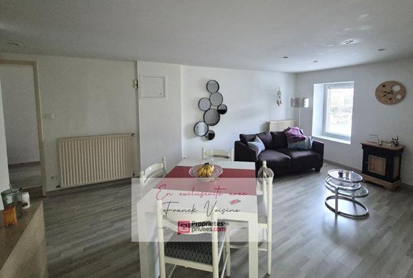 A VENDRE en Exclusivité à Saint Paul en Pareds maison divisée en 3 logements locatifs sur une parcelle de 394 m2