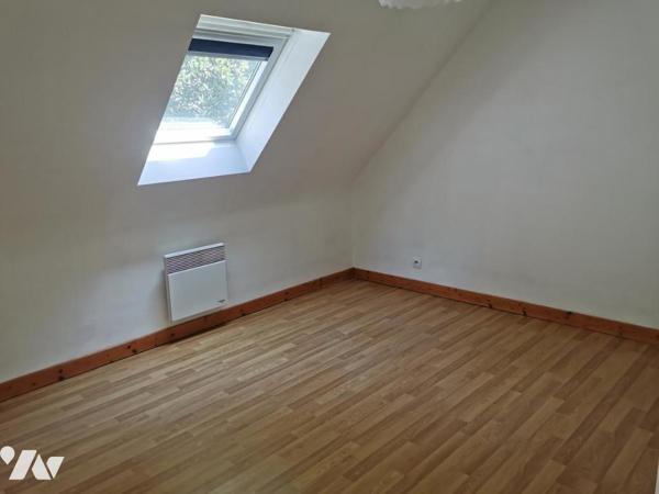 maison récente située en impasse avec 4 chambres proche commerces