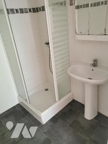 maison récente située en impasse avec 4 chambres proche commerces