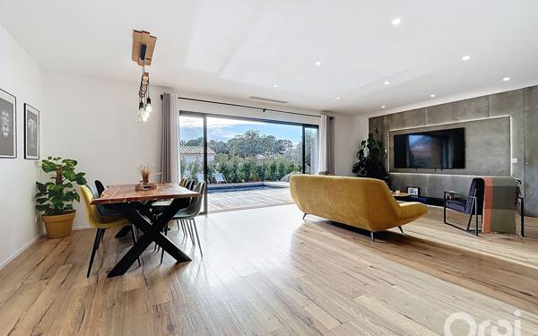 Maison à vendre    4 pièces •  Lecci