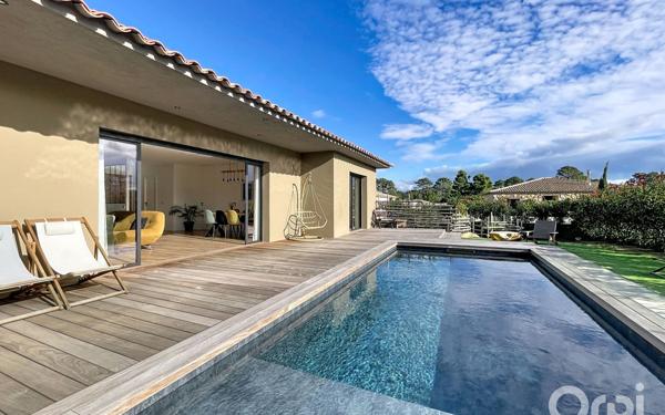 Maison à vendre    4 pièces •  Lecci