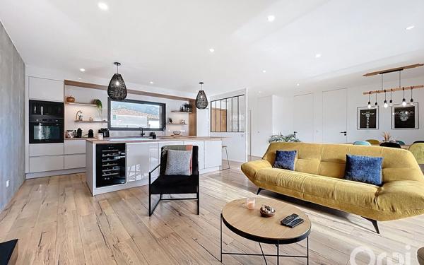 Maison à vendre    4 pièces •  Lecci