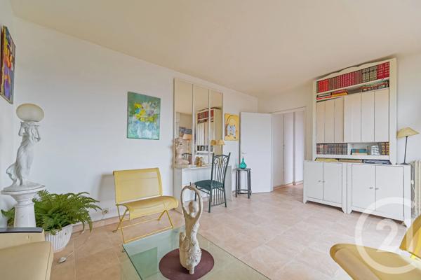 Appartement F2 à vendre  2 pièces - 42,03 m 2   PARIS  - 75012