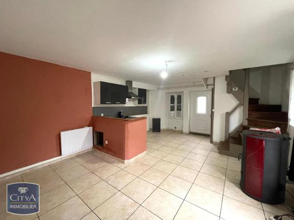 Maison à louer 3 pièces 66m² Le Breuil-sur-Couze (63340)