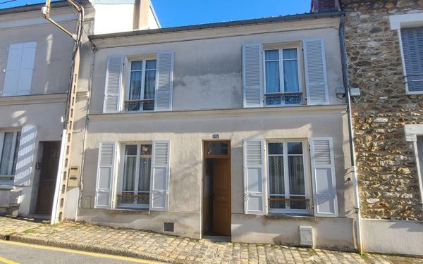 Maison à vendre    2 pièces •  Château-Thierry