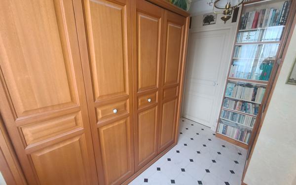 Maison à vendre    2 pièces •  Château-Thierry