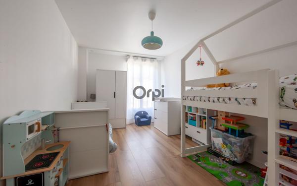 Appartement à vendre    3 pièces • 65 m2 Le Plessis-Robinson