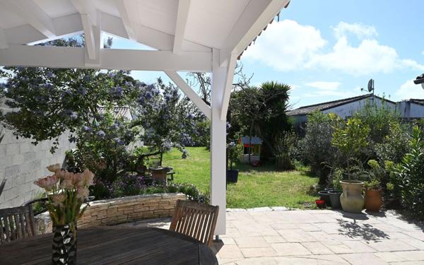 Maison à vendre    5 pièces •  Loix