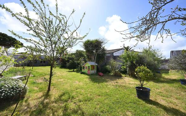 Maison à vendre    5 pièces •  Loix