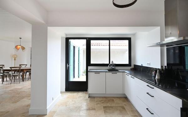 Maison à vendre    5 pièces •  Loix