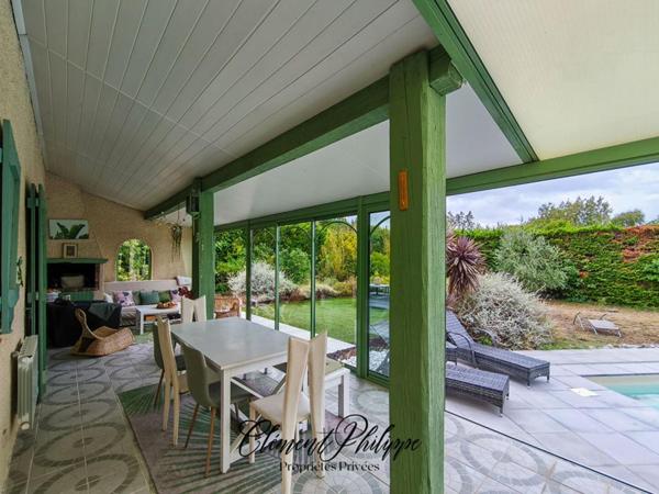 Maison Villemoustaussou 7 pièces 5 chambres