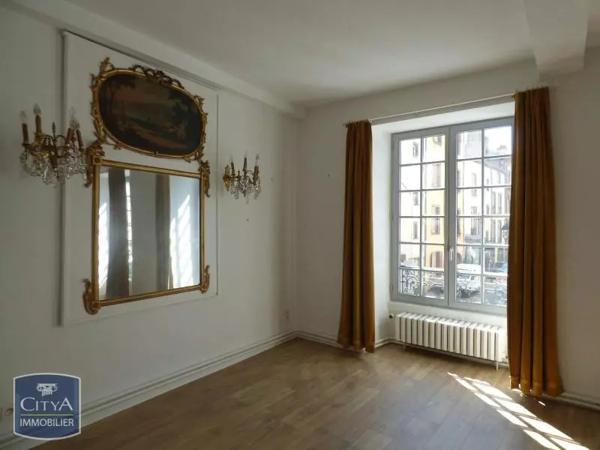 Appartement à louer 4 pièces 121.94m²