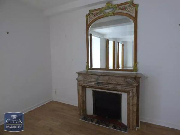 Appartement à louer 4 pièces 121.94m²