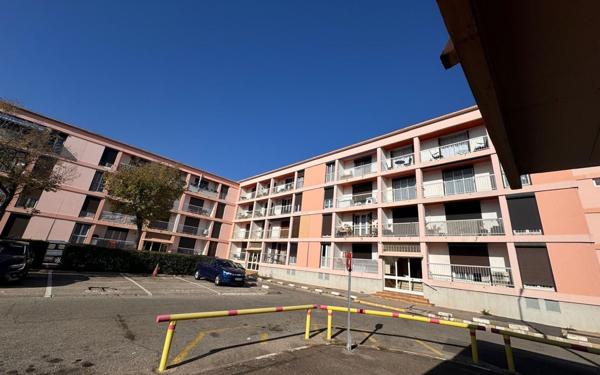 Appartement à vendre    3 pièces •  Port-de-Bouc