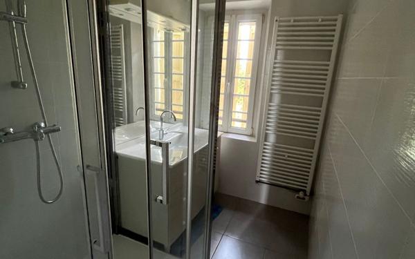 Maison à vendre    5 pièces • 117 m2 Saint-Cyr-sur-Mer