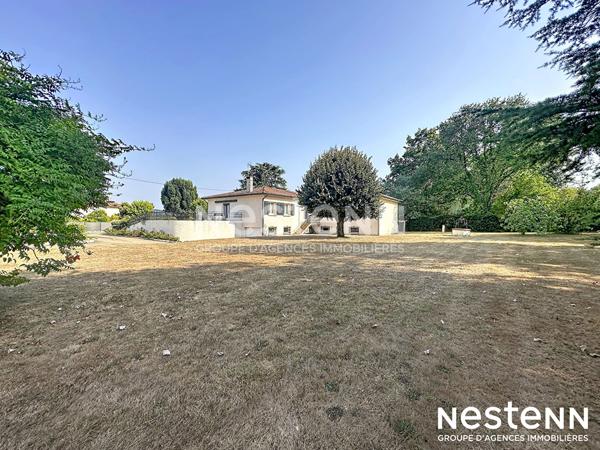 A vendre Maison de 203m2 à Mirande centre ville