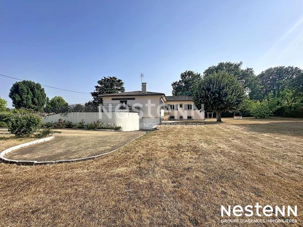 A vendre Maison de 203m2 à Mirande centre ville