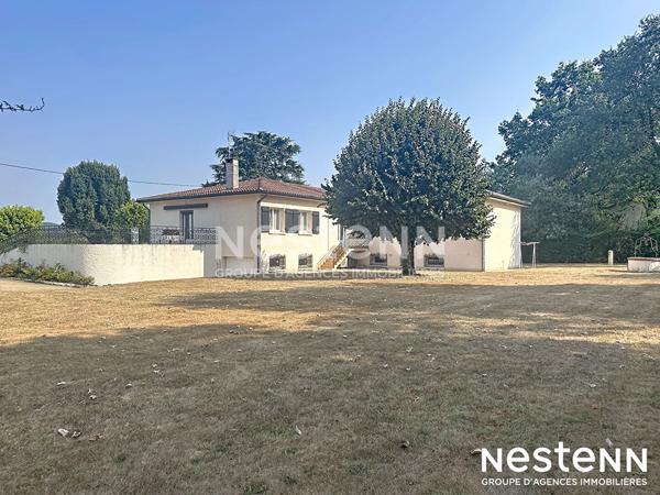 A vendre Maison de 203m2 à Mirande centre ville