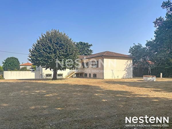 A vendre Maison de 203m2 à Mirande centre ville