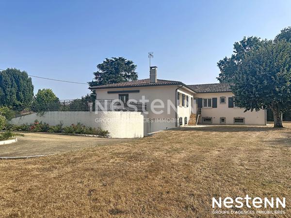 A vendre Maison de 203m2 à Mirande centre ville
