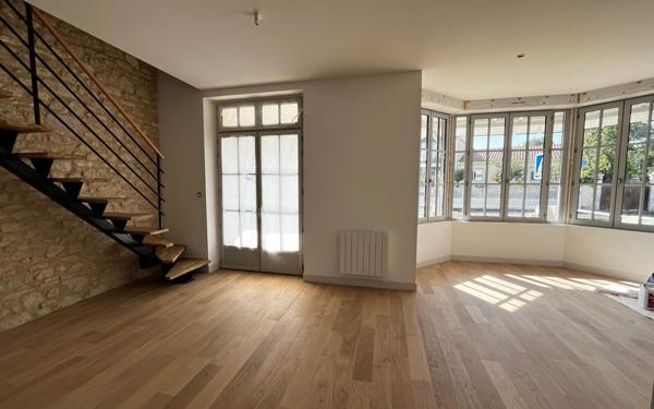 Maison à vendre    4 pièces •  La Rochelle