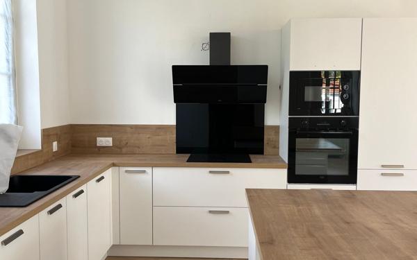 Maison à vendre    4 pièces •  La Rochelle