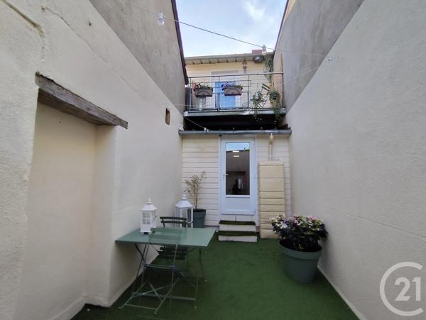 Maison à vendre  5 pièces - 120,40 m 2   MONTGIVRAY  - 36