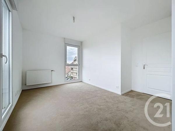 Appartement F3 à vendre  3 pièces - 59,19 m 2   MELUN  - 77