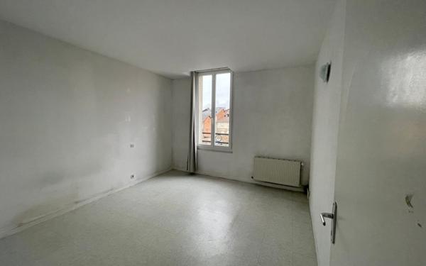Appartement à louer    2 pièces • 63,35 m2 Saint-Junien
