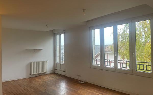 Appartement à louer    2 pièces • 63,35 m2 Saint-Junien