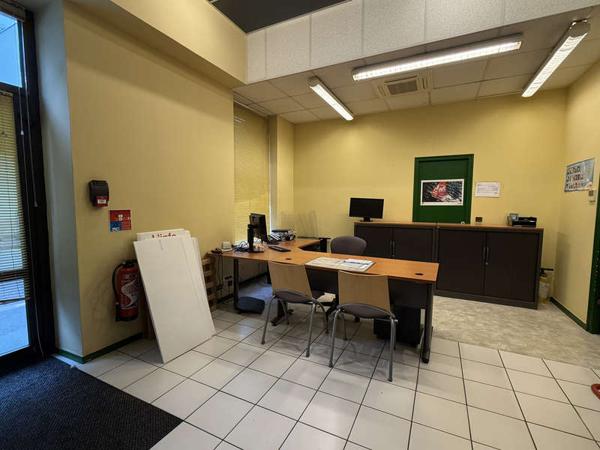 LA ROCHE SUR YON / Vente Local professionnel 140 m²