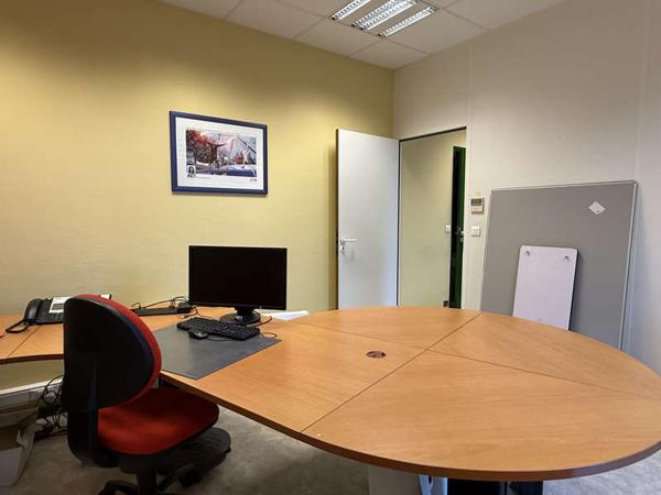 LA ROCHE SUR YON / Vente Local professionnel 140 m²