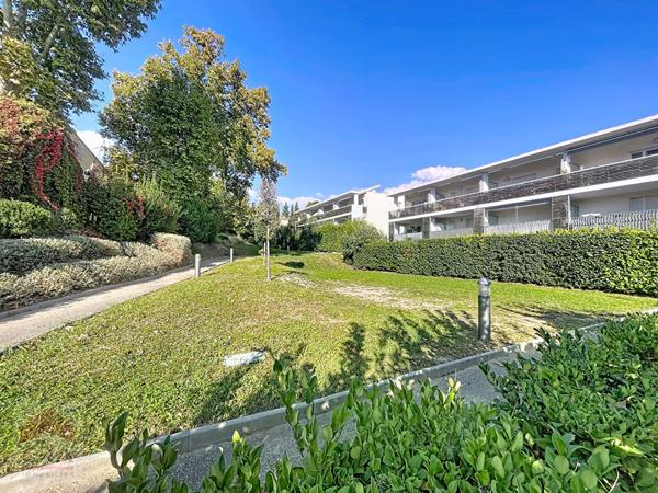 A VENDRE MARSEILLE 13014 HAUT DE ST MARTHE RESIDENCE RECENTE T4 TERRASSE GARAGE JARDIN