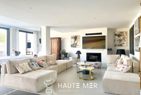 HIPPOCAMPE – Villa T8 de 254 m2 à 1 km d’Arago et de la plage