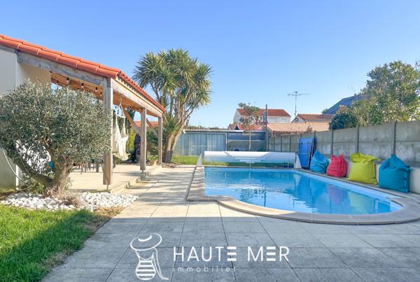 HIPPOCAMPE – Villa T8 de 254 m2 à 1 km d’Arago et de la plage