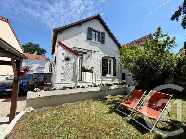 Maison à vendre  4 pièces - 80 m 2   VILLEMOMBLE  - 93