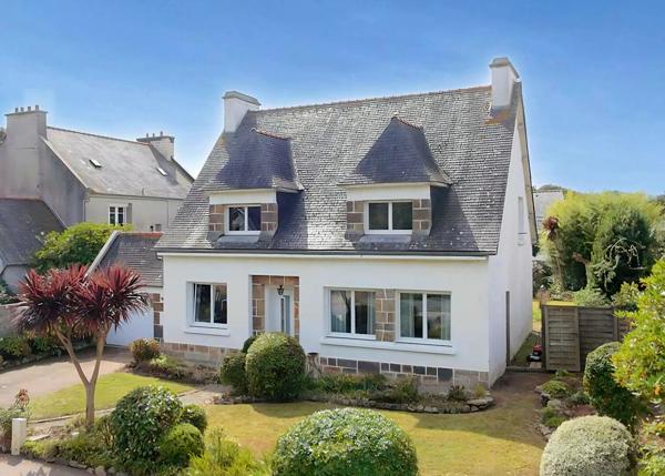 Maison Néo-Bretonne à vendre à Ploudaniel - 5 chambres, 129 m² , Ploudaniel