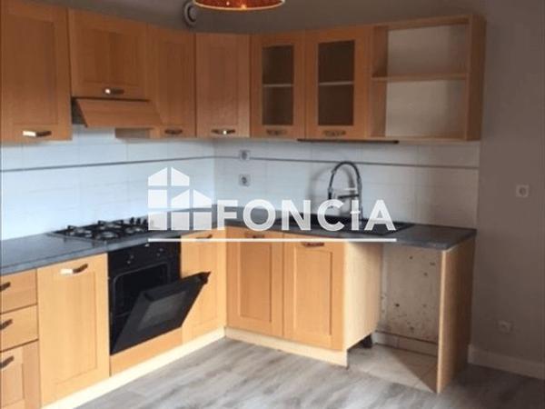 Location Appartement 3 pièces 103 m² - 206 RUE DE LA GARE Reignier 74930