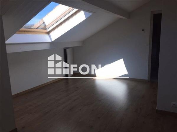 Location Appartement 3 pièces 103 m² - 206 RUE DE LA GARE Reignier 74930