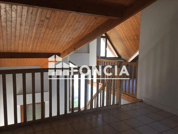 Location Appartement 3 pièces 103 m² - 206 RUE DE LA GARE Reignier 74930