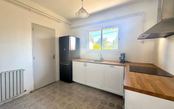 Appartement à vendre    4 pièces • 83,53 m2 Salon-de-Provence