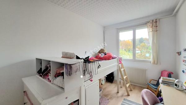 Luzarches Maison rénovée avec goût, 3 chambres et confort absolu