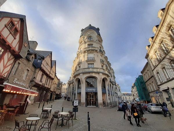Appartement dans immeuble d’exception à Vendre en hypercentre de VANNES