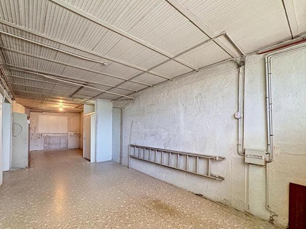 Famille nombreuse, projet intergénérationnel, profession libérale ou investissement locatif ? Cette maison répond à toutes vos envies !