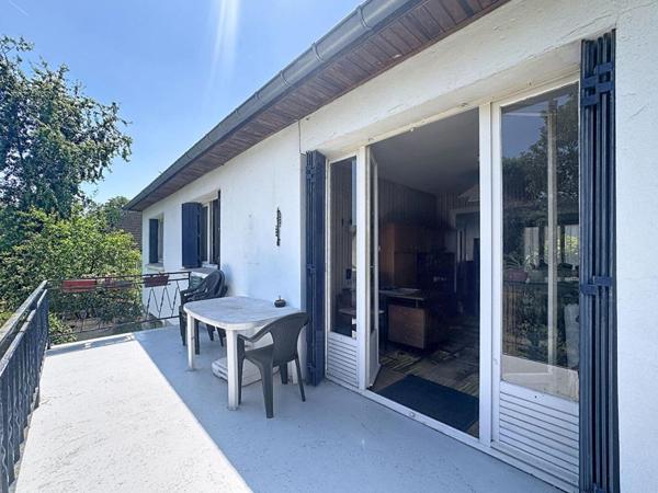 Famille nombreuse, projet intergénérationnel, profession libérale ou investissement locatif ? Cette maison répond à toutes vos envies !