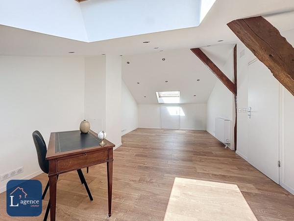 Maison de standing T8 de 328m² - Entierement renovée avec un terrain de 368m²
