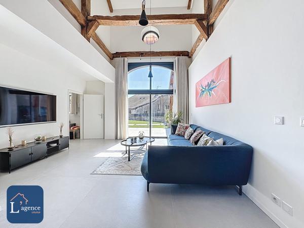 Maison de standing T8 de 328m² - Entierement renovée avec un terrain de 368m²