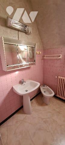 Maison de ville à vendre Parcé-sur-Sarthe dans la Sarthe (72), comprenant :